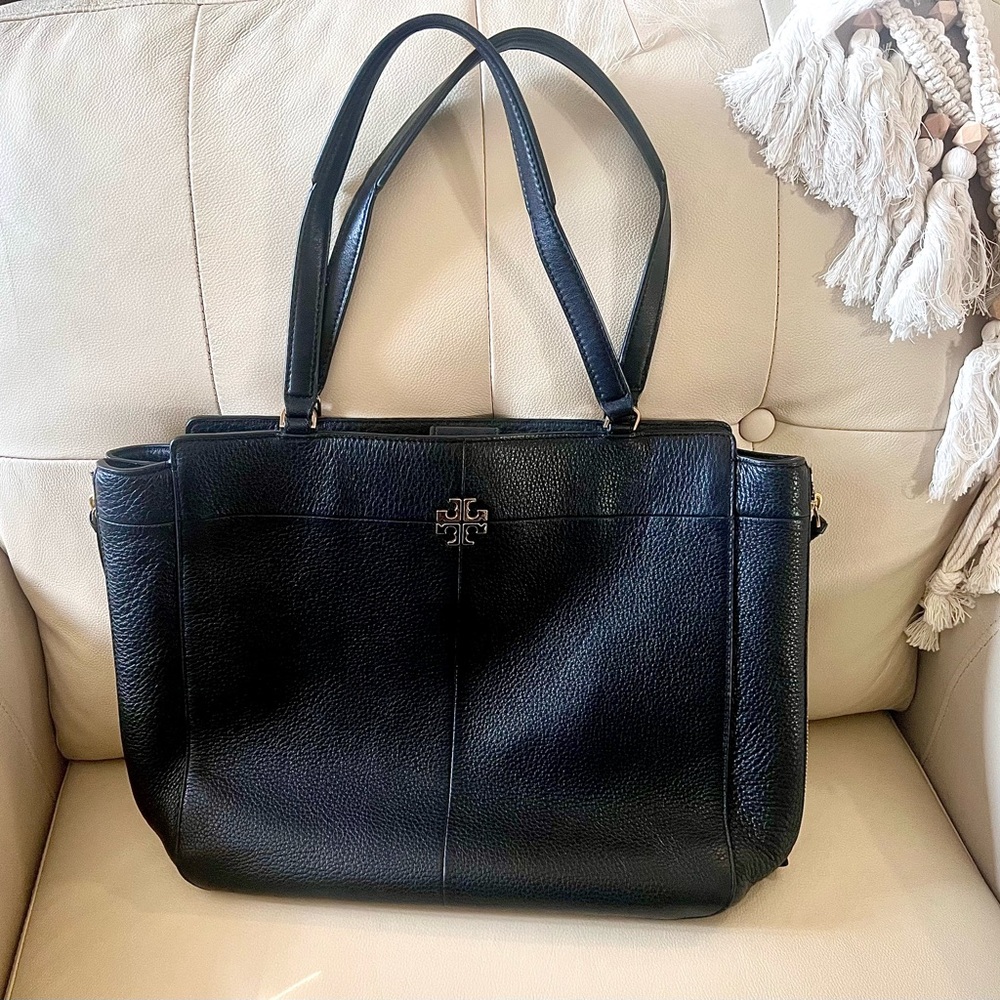 Tory Burch black pebbled leather tote bag expandable sides gold hardware